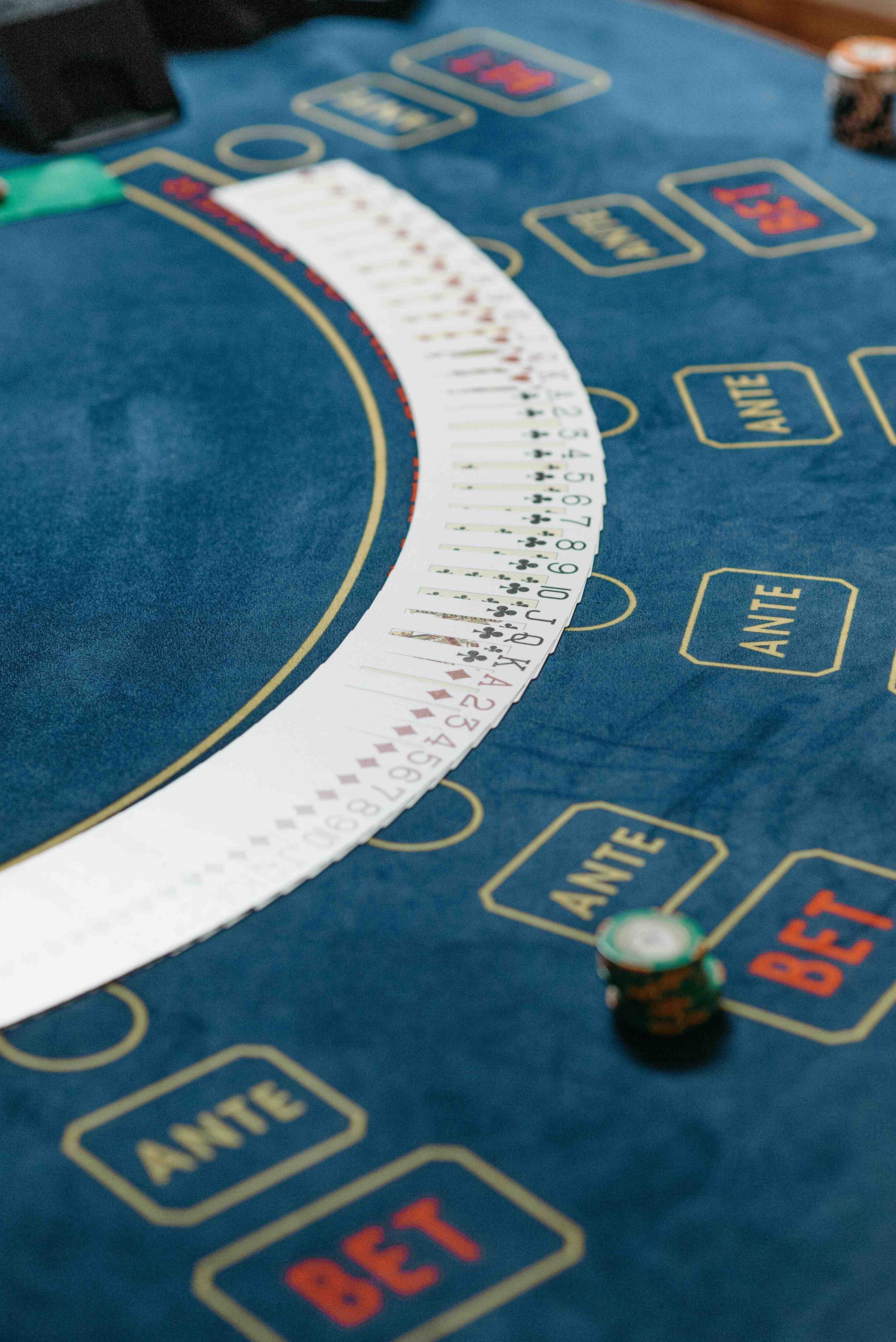 Apple Lucky bet section showing sports betting options for Filipino players